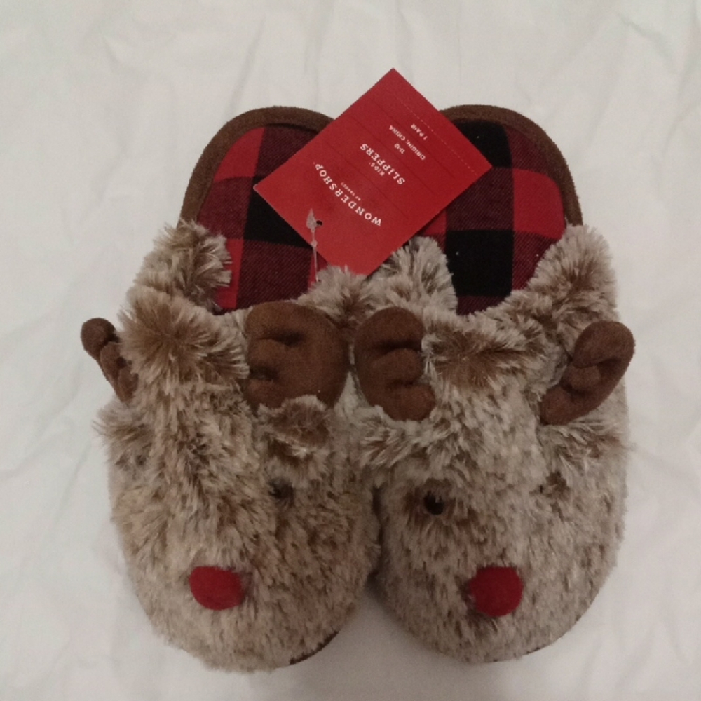 Wondershop Kids Red and Brown Plaid Slippers